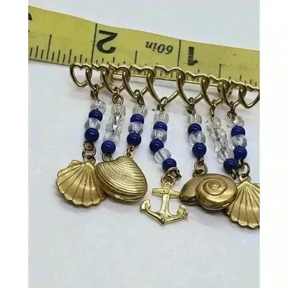 Vintage Heart Charm Brooch Gold plated Ocean Seashell Anchor Navy Dangle - Picture 4 of 5